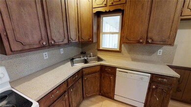 4511 Merlin Dr, Greensboro, NC 27407 - photo 7