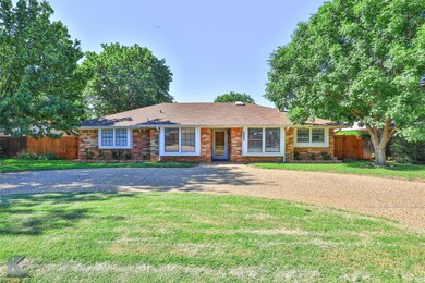 3232 Heritage Ln, Abilene, TX 79606 - photo 2