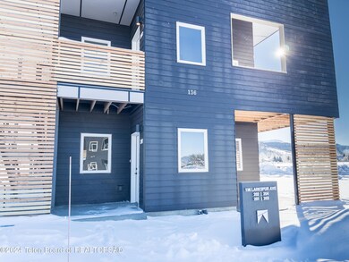 APC_0119-hdr