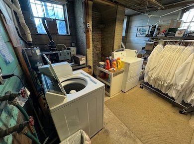 2 Winter St unit 2R, Salem, MA 01970 - photo 6