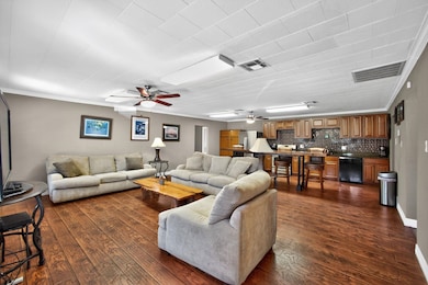 5853 Hazel Ave unit 1800 sq ft  METAL BU, Port Arthur, TX 77640 - photo 5