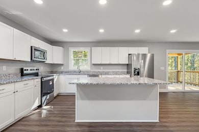 1053 Benton Tidwell Rd, Hilham, TN 38568 - photo 6