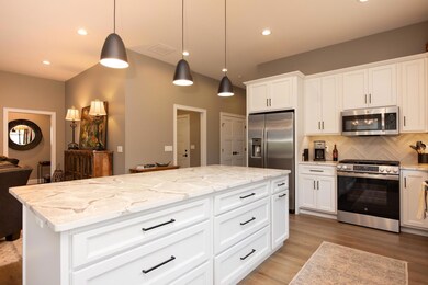 1026 Mahoe Way, Mankato, MN 56001 - photo 5