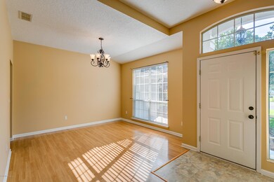 Entry Foyer - Dining Room