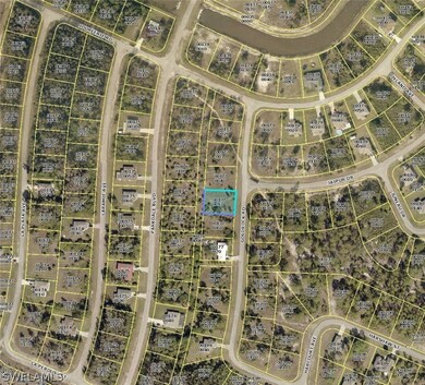 728 Goldrock Rd, Lehigh Acres, FL 33974 - photo 3