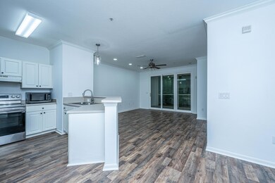 60FenwickHallAlleeUnit213_016