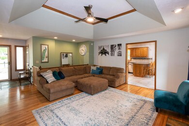 Elmview-102