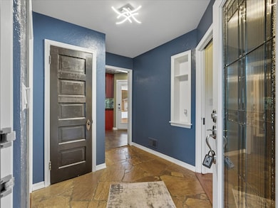 12 Mayridge Dr, Shenandoah, IA 51601 - photo 5