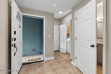 03-Foyer