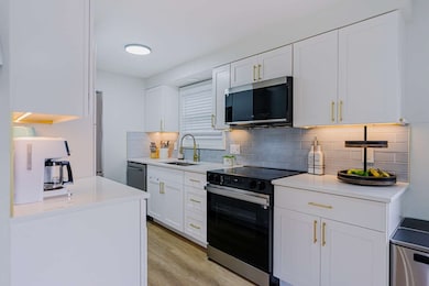 27 Silver Rd, Everett, MA 02149 - photo 2