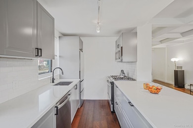 144-66 Village Rd unit 75D, Jamaica, NY 11435 - photo 7