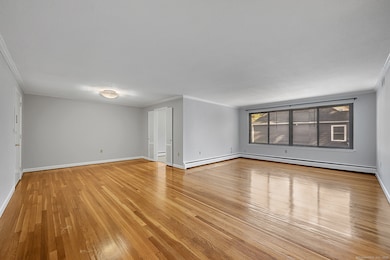 9 Concord St unit B1, West Hartford, CT 06119 - photo 4