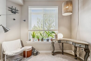 838 E South Temple unit 409, Salt Lake City, UT 84102 - photo 5