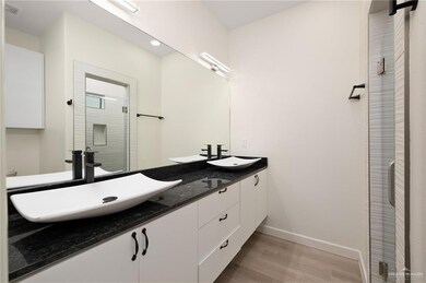 3505 Dessert Inn Dr, Edinburg, TX 78541 - photo 7