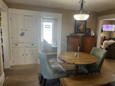 818 Degroff St, Grand Ledge, MI 48837 - photo 5