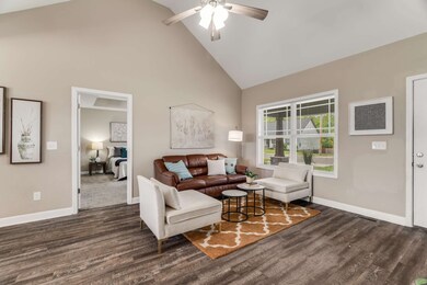 109 Lexington Cove, Shelbyville, TN 37160 - photo 7