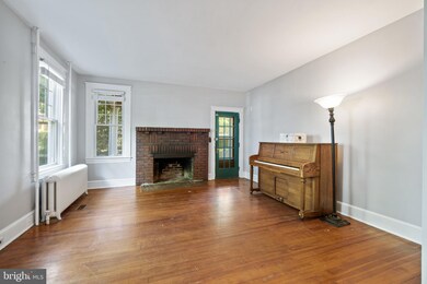 4509 Maple Ave, Halethorpe, MD 21227 - photo 6