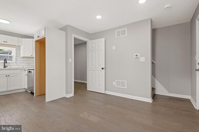 544 Lake St, Lancaster, PA 17603 - photo 5