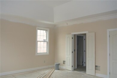 Large first floor master bedroom with vaulted ceil