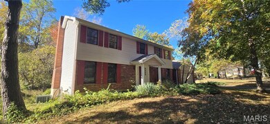 939 Wynhaven Ln, Ballwin, MO 63011 - photo 3