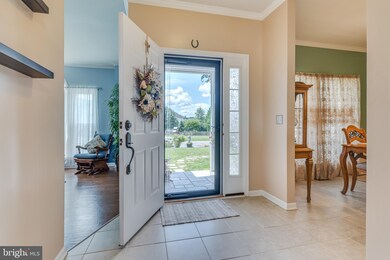 240 Hook Dr, Martinsburg, WV 25405 - photo 5