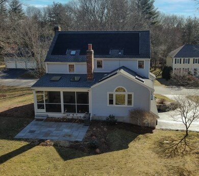 9 Darlene Dr, Southborough, MA 01772 - photo 2