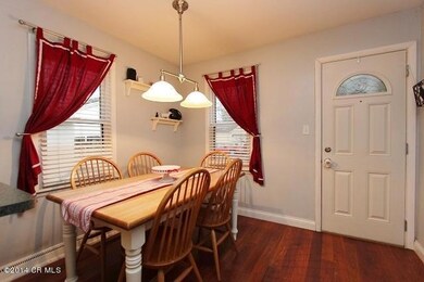 Eating Space/ Dining Area