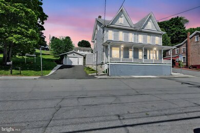 308 Washington St unit 310, Tamaqua, PA 18252 - photo 2