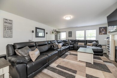 1017 Odell Farm Ln-5