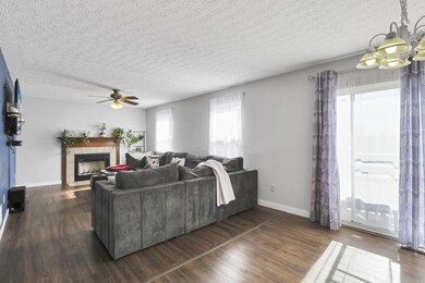 Family Room w/ Fireplace