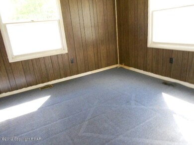 304 Grigg St, Bangor, PA 18013 - photo 4