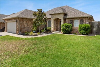 2513 SE 10th St, Moore, OK 73160 - photo 2