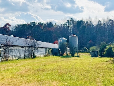 261 Arrowhead Ln SE, Cleveland, TN 37311 - photo 7