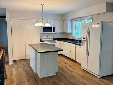 3479 Castleton Hill, Lexington, KY 40517 - photo 5