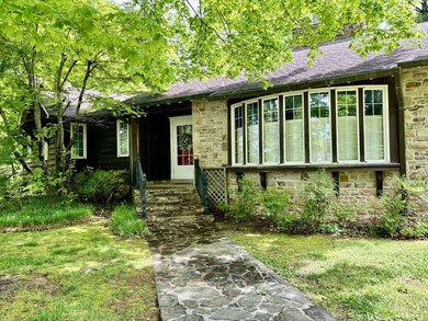 507 Lowry St, Manchester, TN 37355 - photo 3