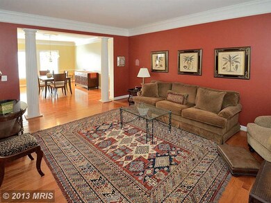 1923 Powells Landing Cir, Woodbridge, VA 22191 - photo 3