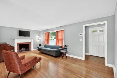94 Fenimore Blvd, Springfield, MA 01108 - photo 4