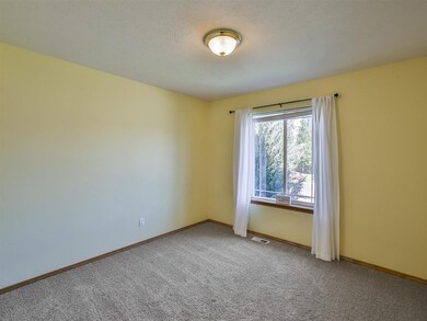 2908 E Clover Park Ave, Mead, WA 99021 - photo 6