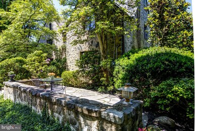 310 Windsor Ave, Wayne, PA 19087 - photo 2