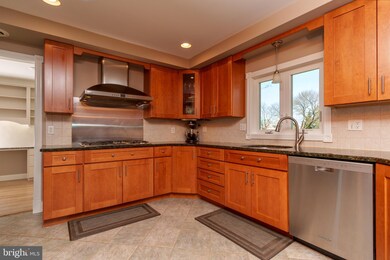 115 Baker Cir, Exton, PA 19341 - photo 7