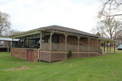 3923 Highway 49, Tennessee Ridge, TN 37178 - photo 3