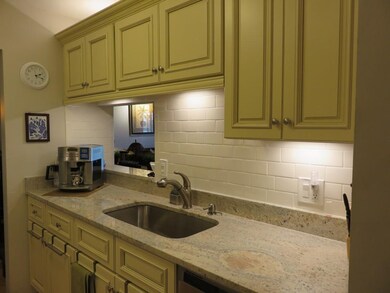 111 Devir St unit 404, Malden, MA 02148 - photo 2