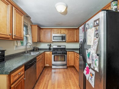 14 Watson St unit 15, Lowell, MA 01852 - photo 3