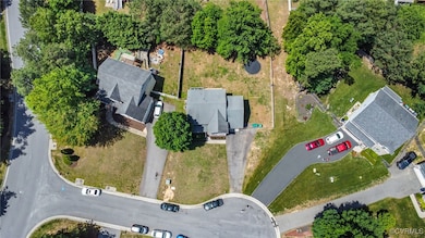 Aerial view of property and surrounding area