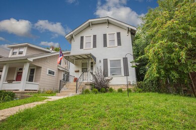 2694 Calumet