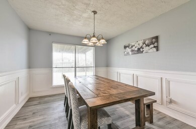 5204 Spring Branch Dr, Pearland, TX 77584 - photo 3