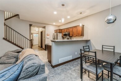 2022 Sugar Creek Dr NW unit A, Cedar Rapids, IA 52405 - photo 5