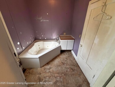 5752 E Colony Rd, Saint Johns, MI 48879 - photo 7