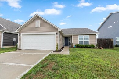 826 Fieldstone Dr, Franklin, IN 46131 - photo 2