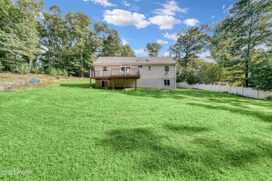 107 Hillside Ct, Dingmans Ferry, PA 18328 - photo 7